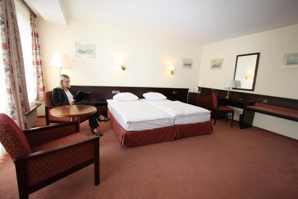 Sachsenwald Hotel Reinbek Room photo